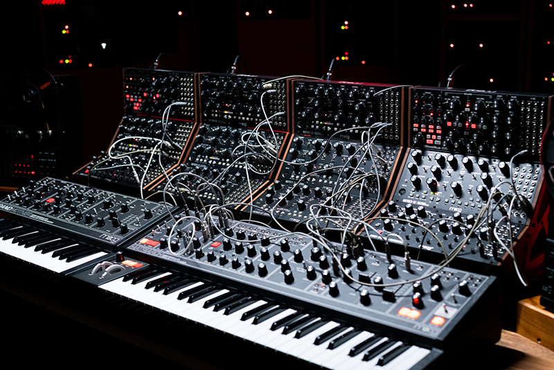 Moog Messenger