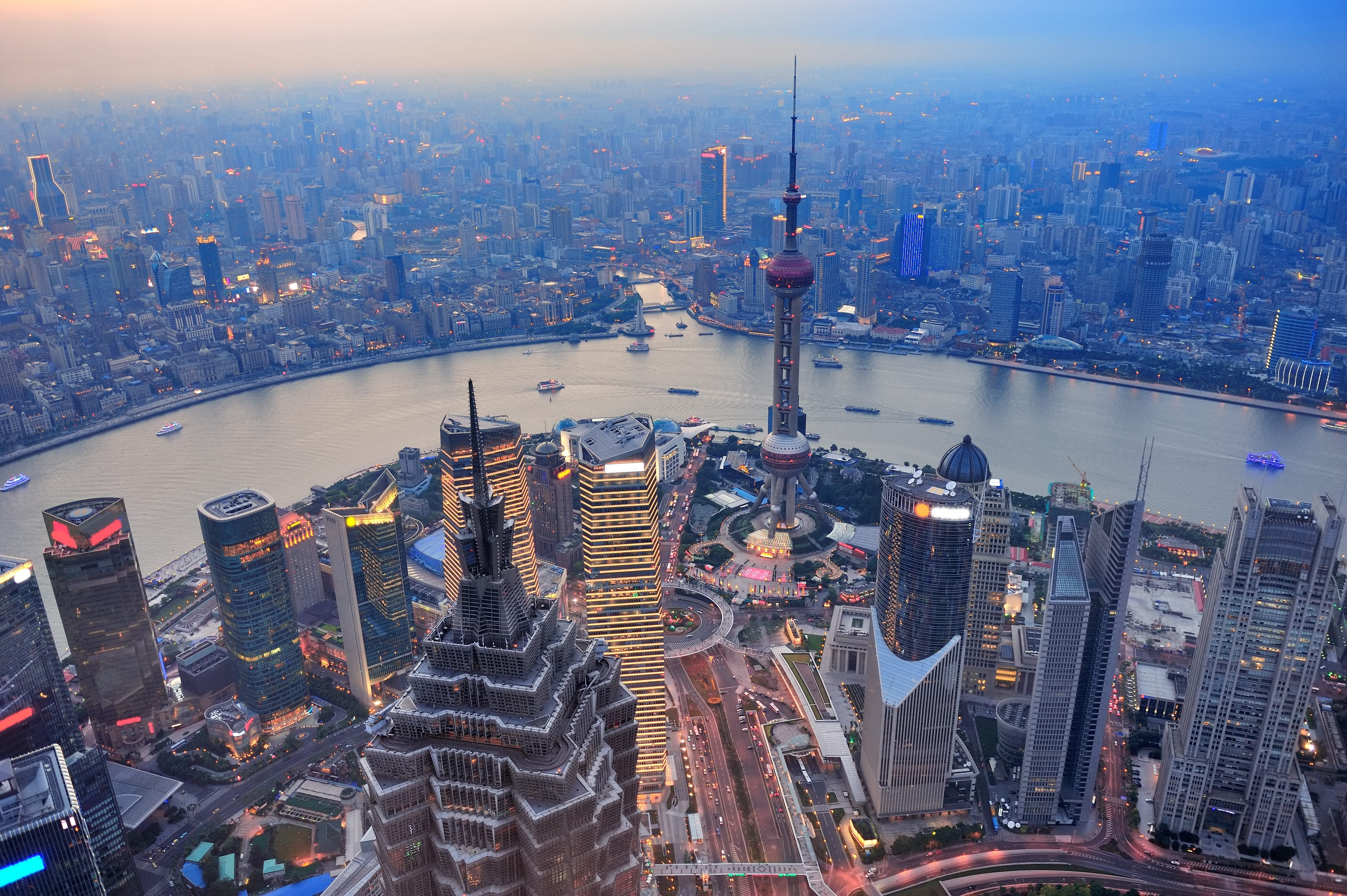 Short-Term HSK Chinese Courses in Shanghai – Flexible, Intensive, Effective | Wo Hui Mandarin(图4) Shanghai city view