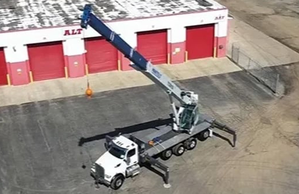 NEW 2023 Manitex TC50128S