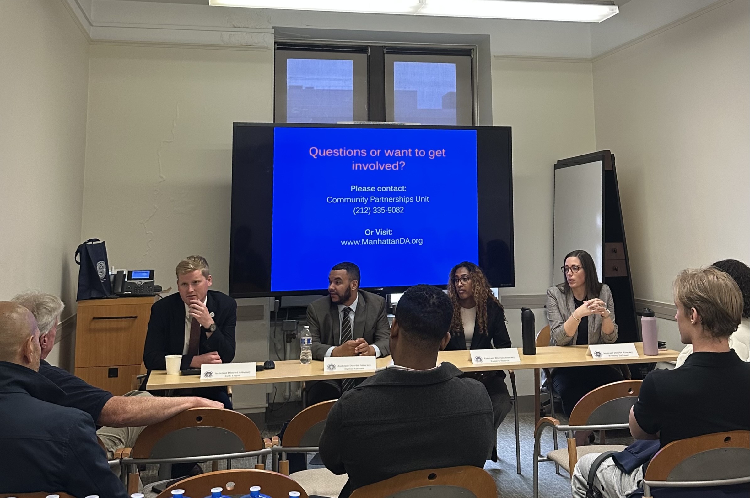 Engaging with Future Public Servants We welcomed undergraduate students from Pace University’s “Introduction to Criminal Justice” class for a firsthand look inside the criminal court process.