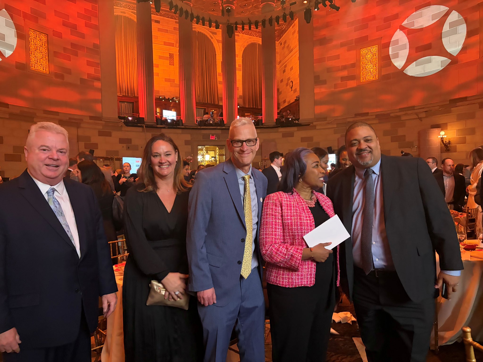 D.A. Bragg and members of our office joined Safe Horizon’s 30th annual gala to celebrate their clients, staff, and community and recognize their work to support survivors and build a safer New York!