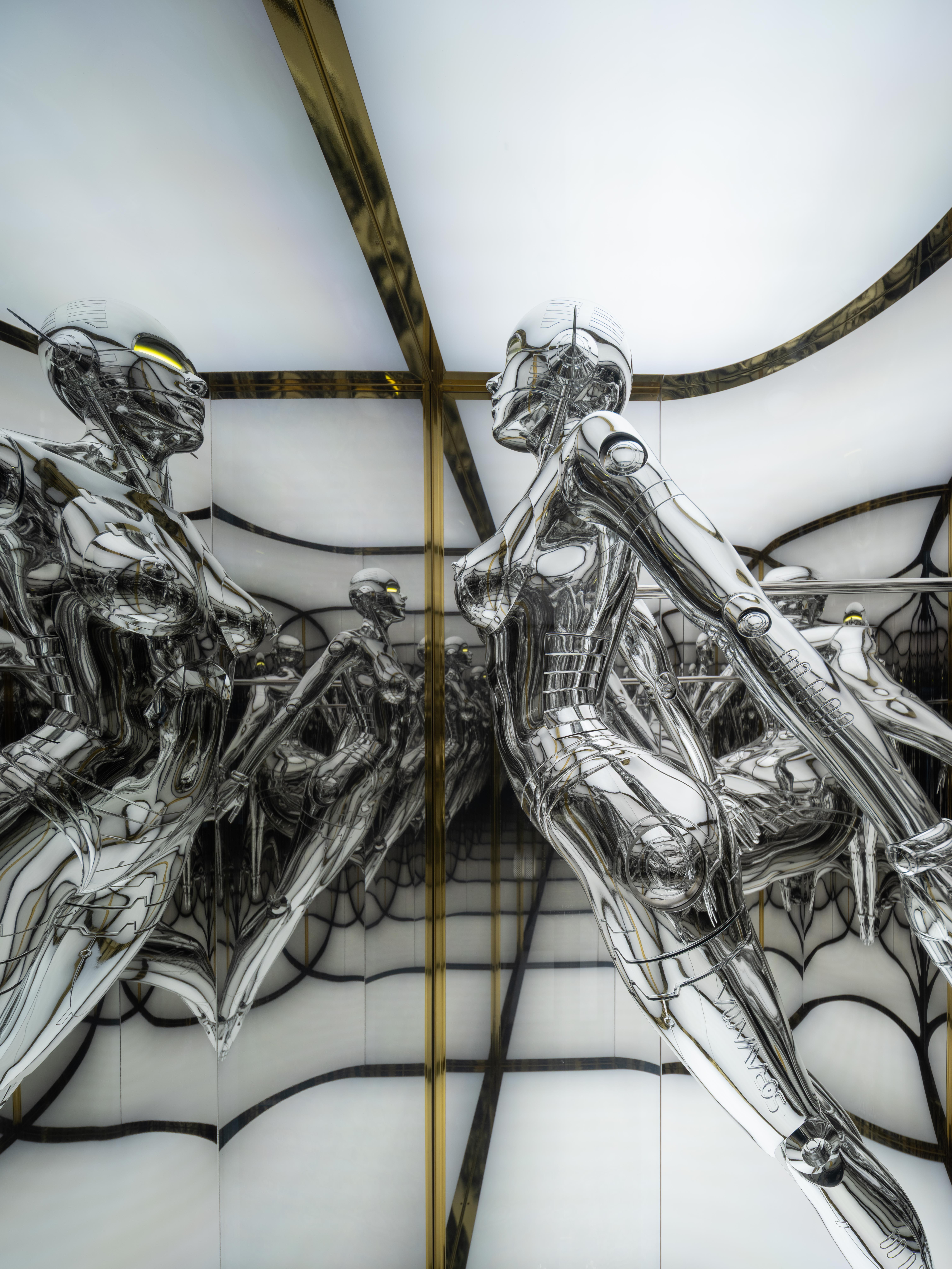 NANZUKA - Contemporary Art Gallery