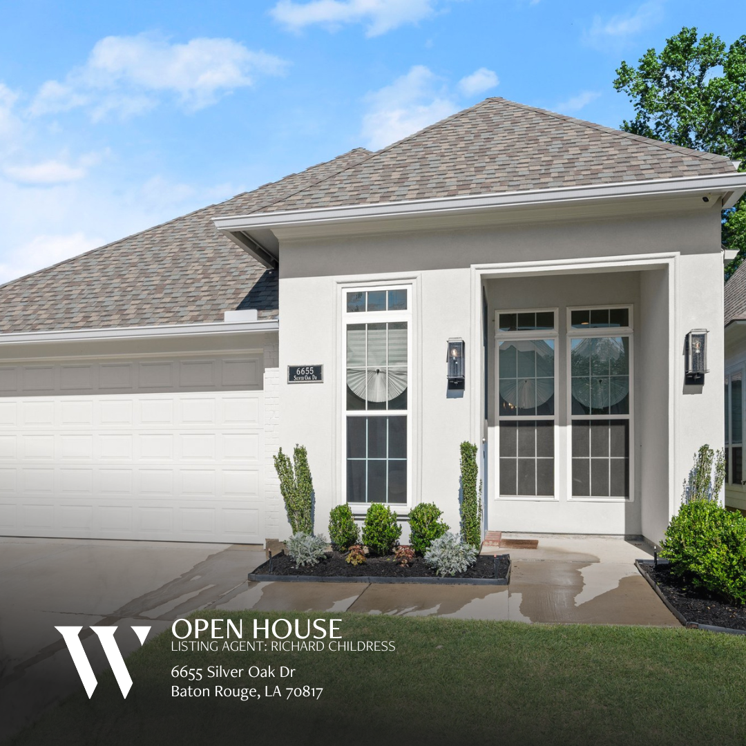 Exterior view of a traditional single-story home at 6655 Silver Oak Dr, Baton Rouge LA 70817