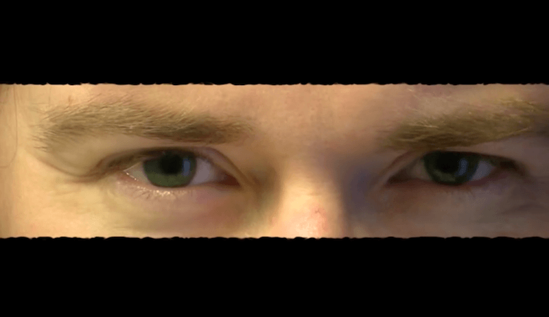 Close-up of Víctor's eyes in Guapo